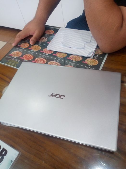 Acer aspire 3 (гарантия )