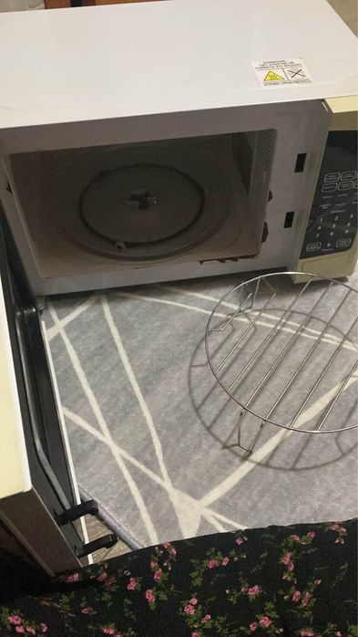 микроволновая печь продается