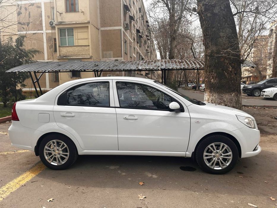 Нексия 3 17.600 пробег