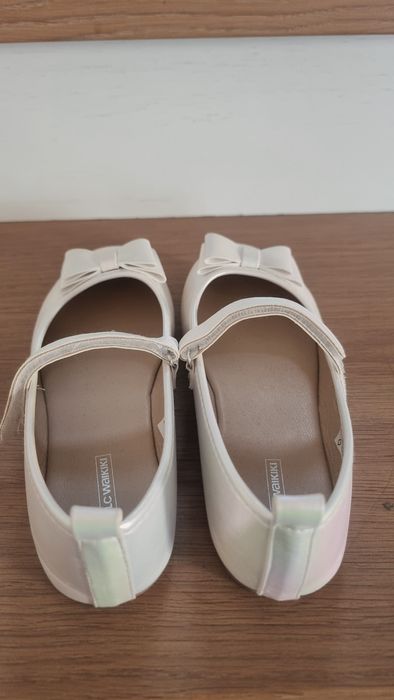 Balerini albi waikiki 32
