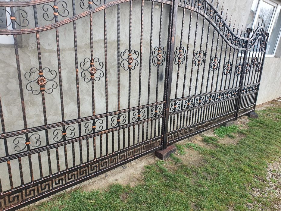 Porti din fier forjat