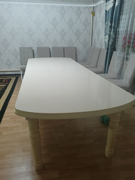 Стол стулья залға