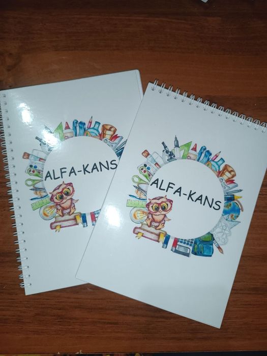 Brendinggiz logotipi tushirilgan prujinali bloknotlar