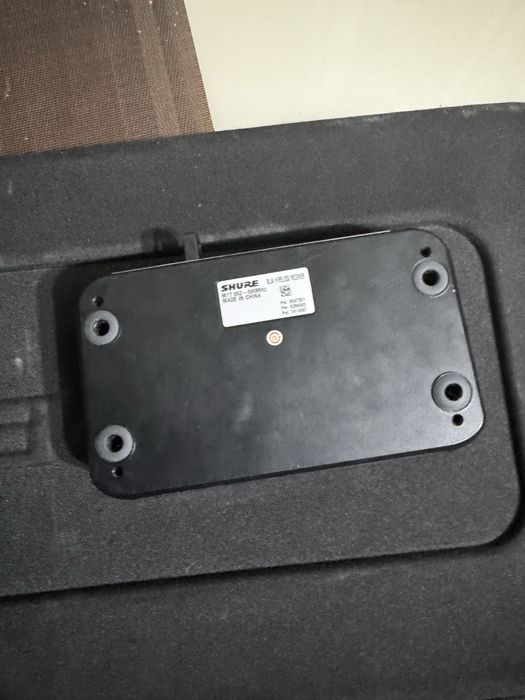 Vand reciver Shure BLX4 + BAG Transport