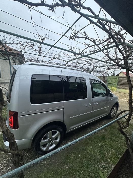 Vw Caddy 2.0 tdi 150 cp highline