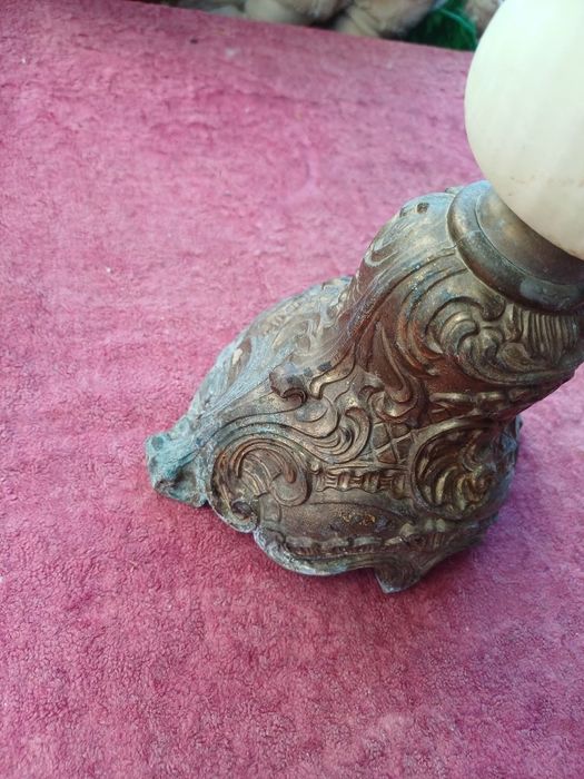 Стар Бароков свещник с оникс