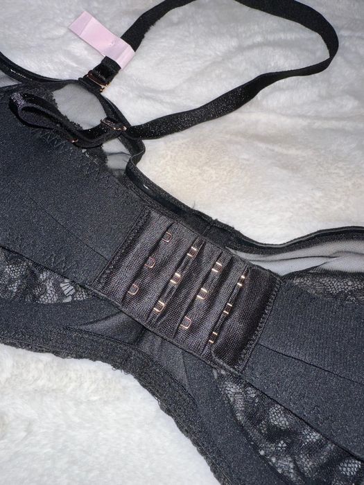 Сутиен Victoria’s Secret