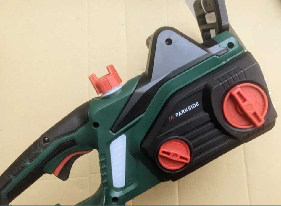 Нова 2200W Резачка Parkside