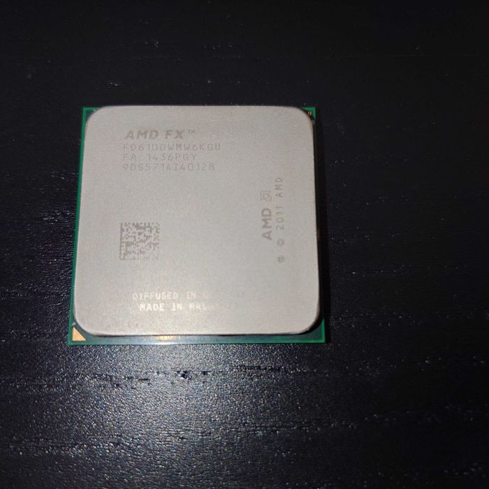 Vand procesor AMD FX 6100, 6 nuclee, 3.9 GHz, socket AM3+