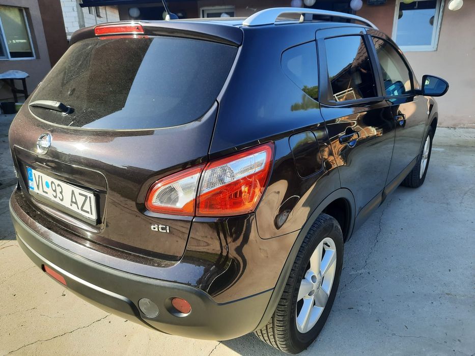 Nissan Qashqai Tekna 2.0 150 cp 4x4 Panoramic Inmatriculat