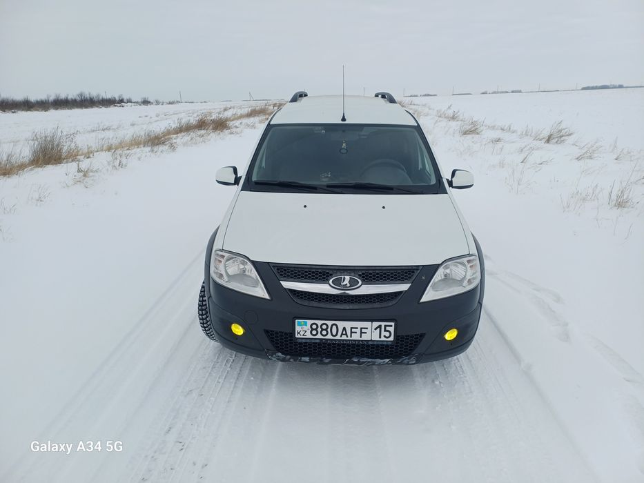 Продам ларгус крос 2017г