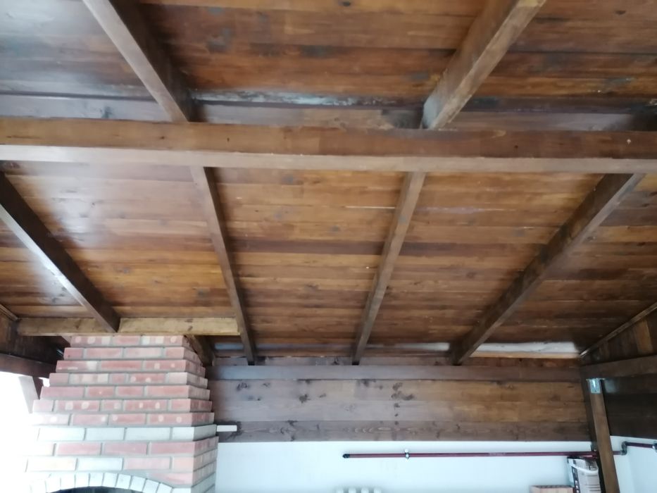 Atelier Tâmplărie Lemn – Mobilă, Uși, Foisoare, Lucrări la Comandă