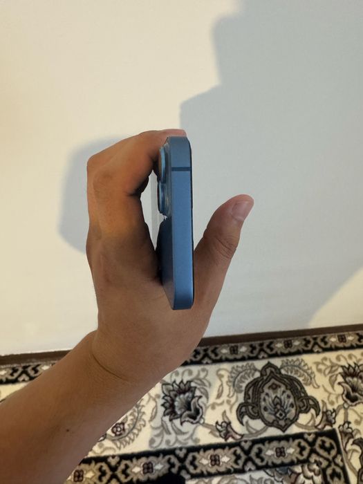 Iphone 13 karobka dokument bor