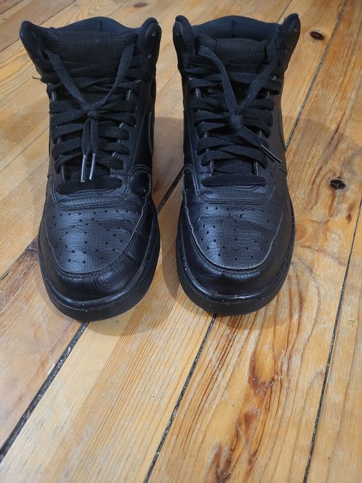 NIKE courd vision mid