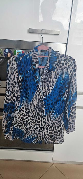 Риза Guess принт