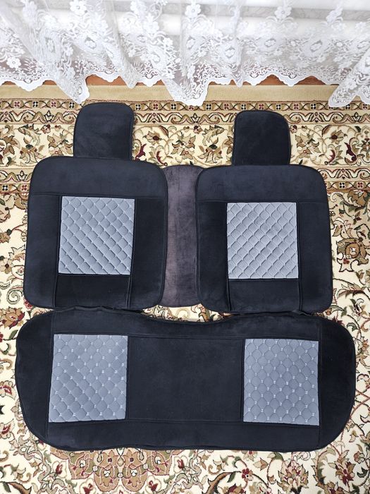 Продам чехлы на машину