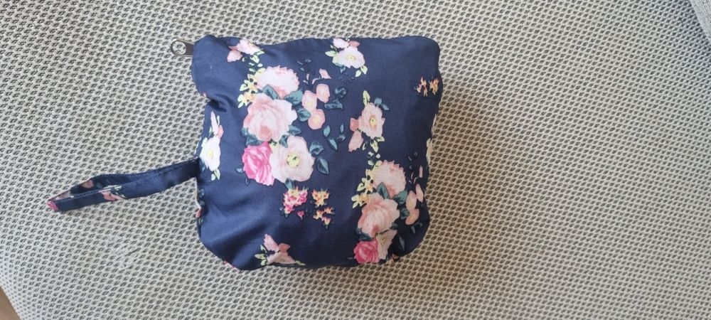 Ветровка - вталено шушлеково яке 116 ръст