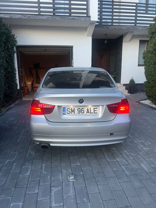 Vând BMW seria 3