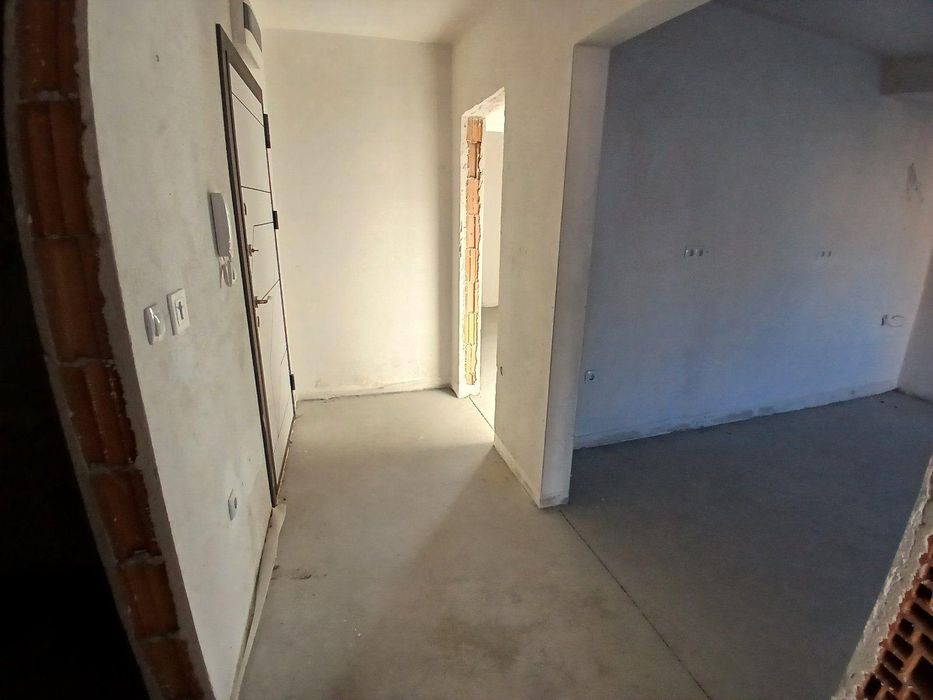 Продава се Тристаен апартамент в Пловдив, Кършияка - 99 кв.м за 2004 €/кв.м - Снимка #7