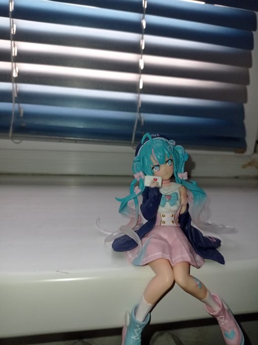 Аниме фигурка Хацунэ Мику, айдол.
