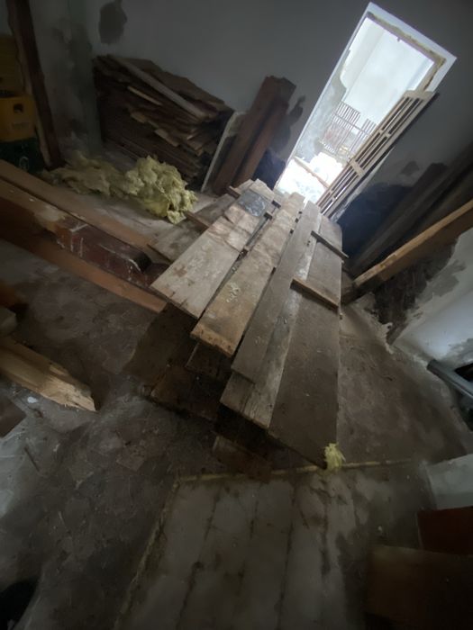 Lemn, scândură, lațuri pentru Cofraj