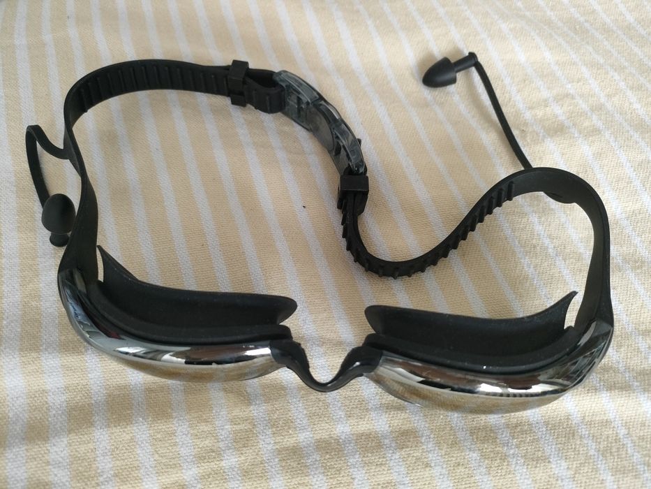 Ochelari de înot profesionali anti-aburire, cu dopuri de urechi atașat