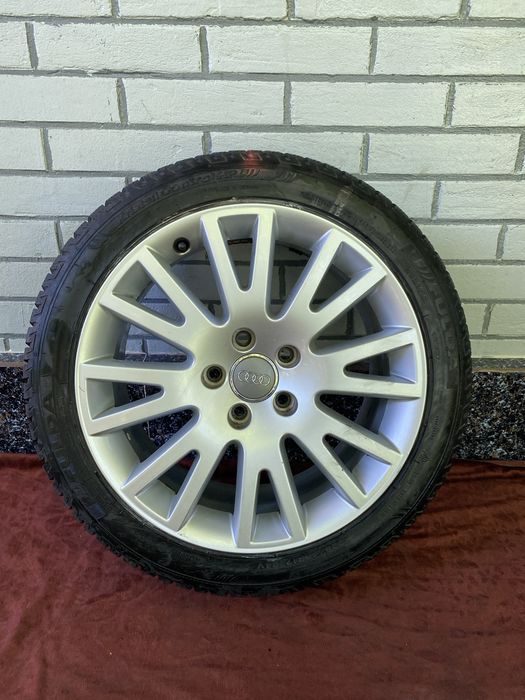Оригинальный литой диск Audi R17 5x112 (A6 ,, C6, A4,Volkswag  Passat)