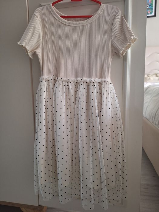 Рокля H&M за 6-8г.