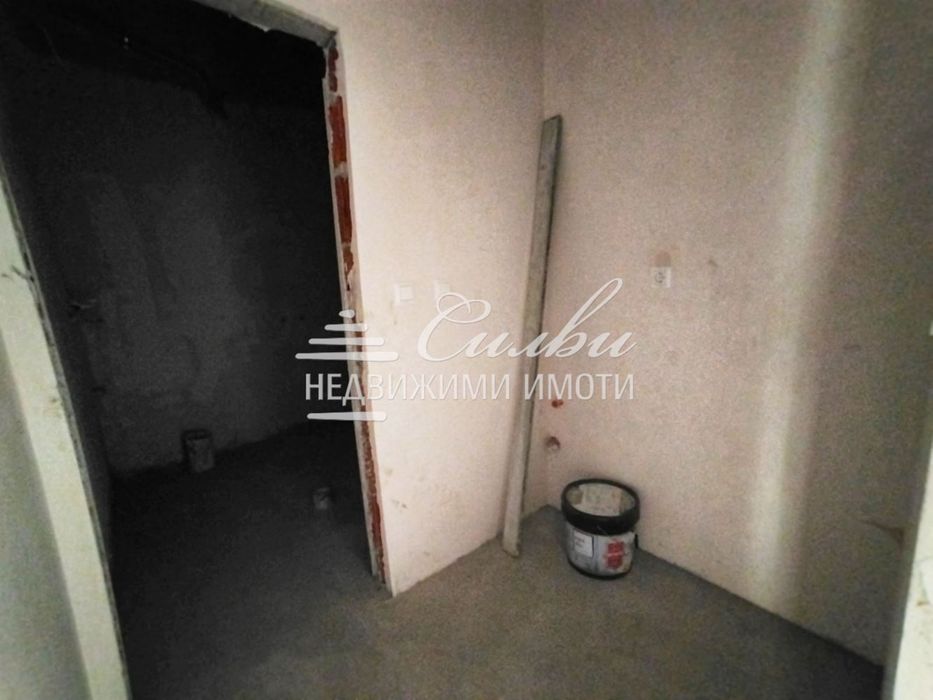 Тристаен апартамент НОВО строителство - кв.Гривица