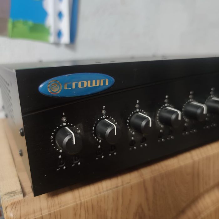 Усилитель Crown проф