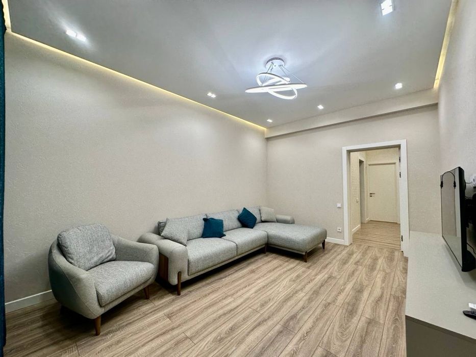 Трёхкомнатная 3/2/4  • 84м² Авиагородок, Новостройка, Аэропорт