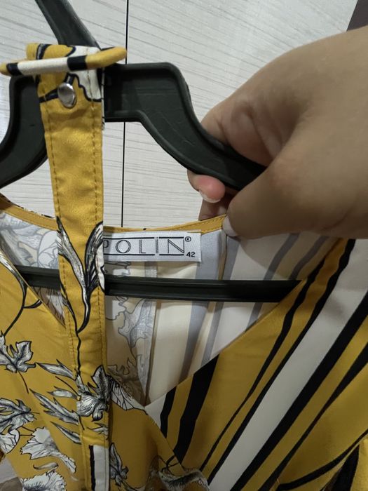 Продам платья