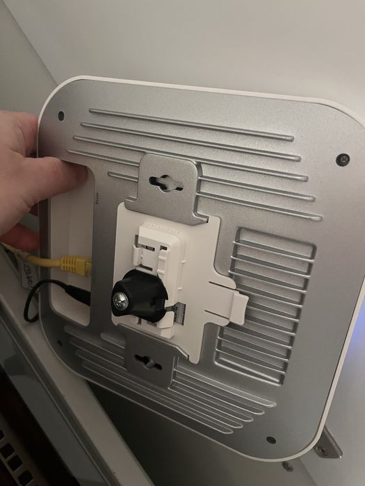 Access Point Netgear WAX620 - Wi-Fi 6 AX3600 - Port 2.5GbE - PoE+