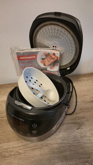 Slow cooker Redmond
