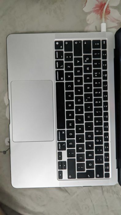 Apple MacBook air M1