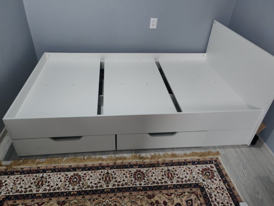 Кровать 120x200см