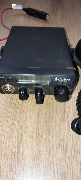 Stație emisie recepție auto COBRA 19DXIVEU