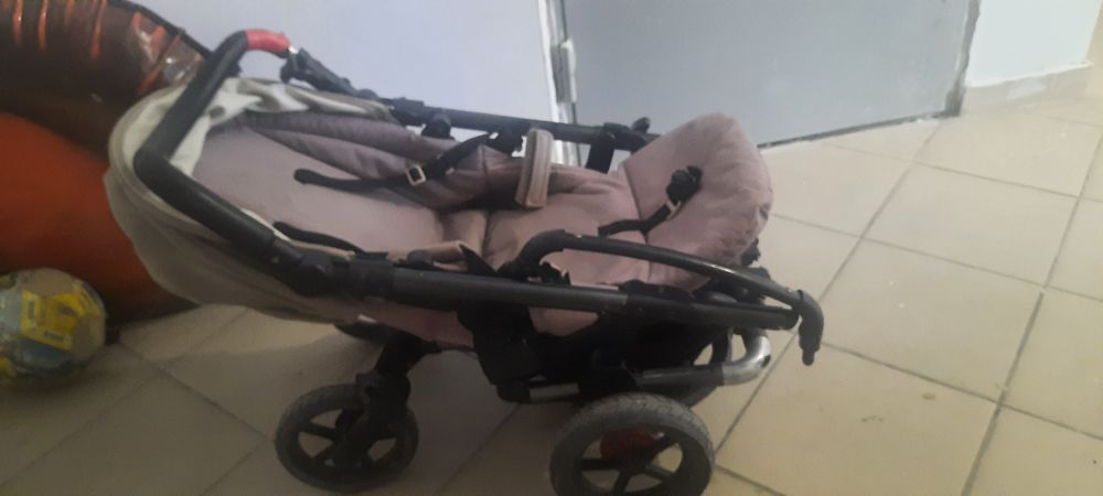 Продам коляску детскую