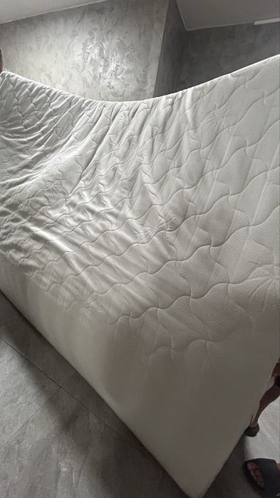 Матрас для спальни 160/200 отличное