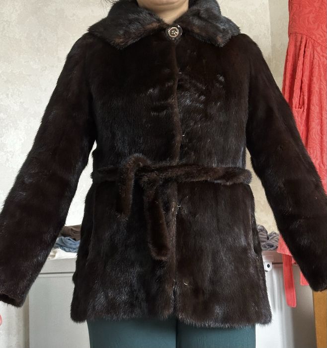 Продам норковую шубу