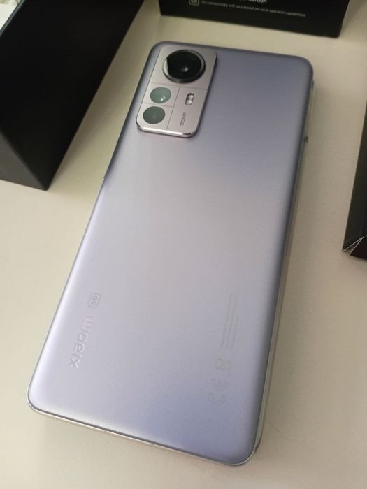 Продам Xiaomi 12 Pro 5G 16/256gb.