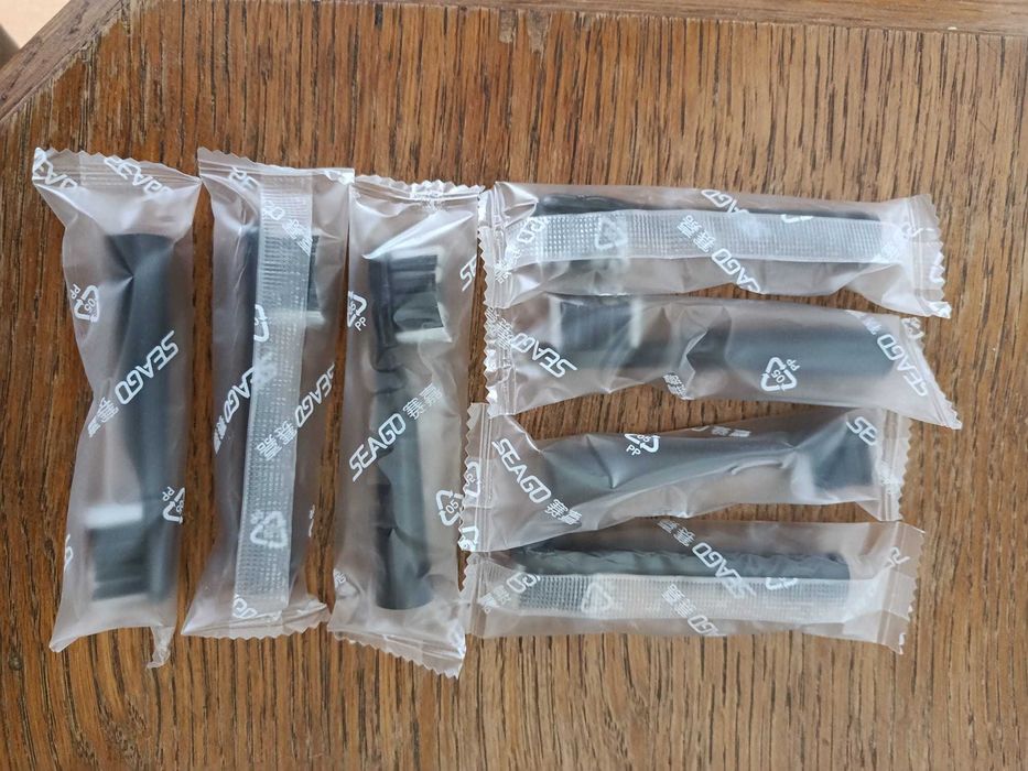 Periuta de dinti electrica cu 5 programe, 40000 pulsatii/minut 8 capete soft