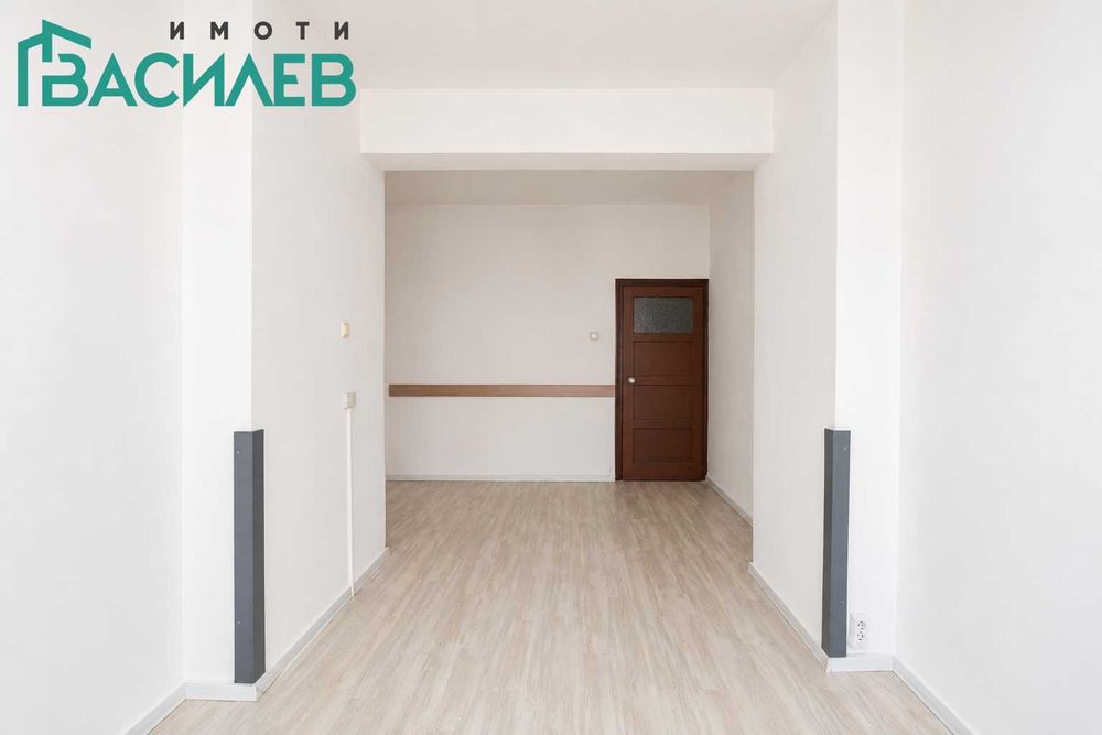 Продава 3-СТАЕН град София, Център