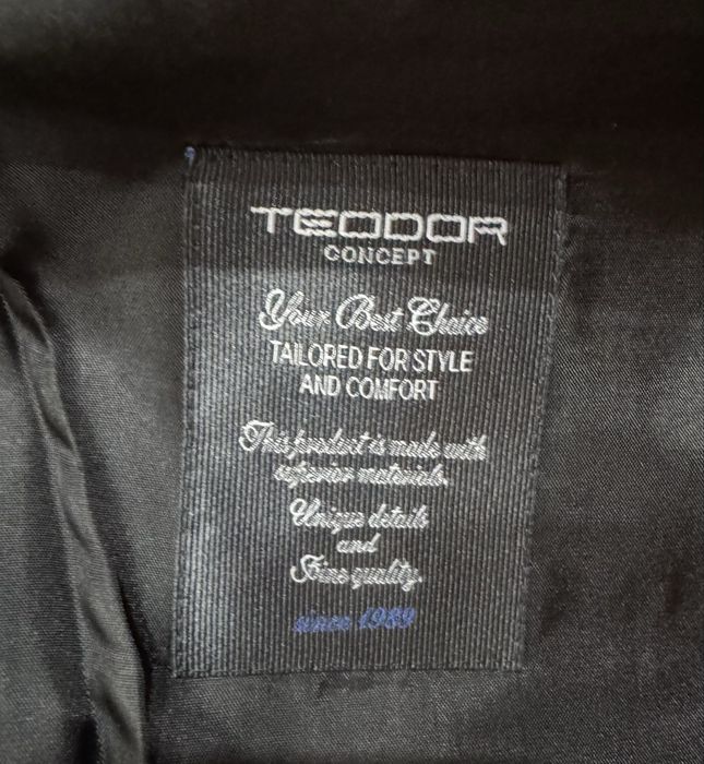 Елегантен костюм “Teodor” с черна риза