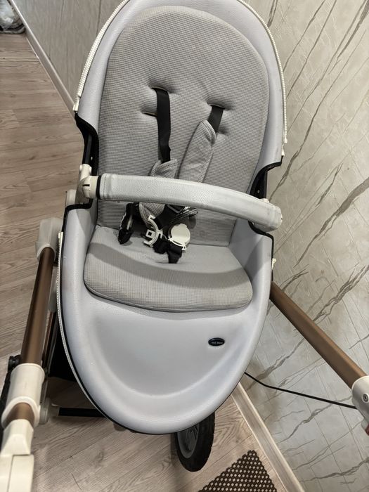 Продам коляску в хорошем качестве