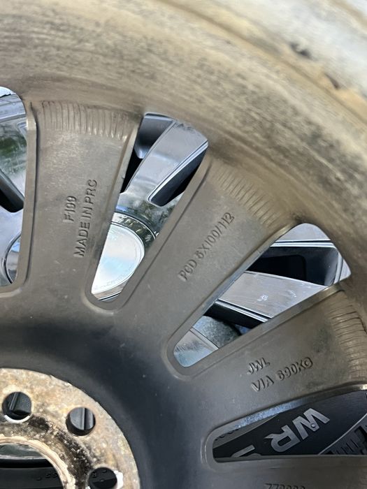 Продавам Алуминиеви Джанти 19" – Мултимеждуболтово разстояние (10 дупки)