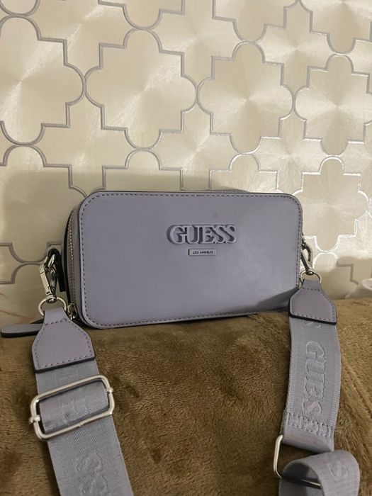Продается сумка GUESS