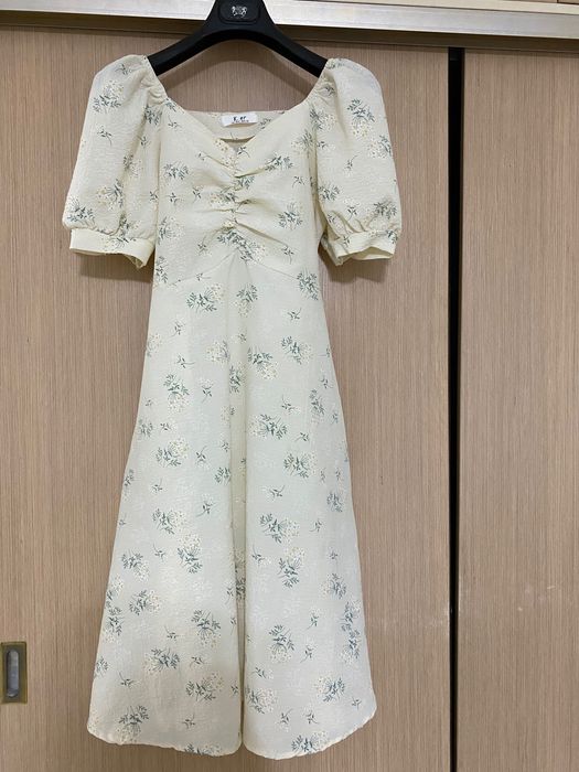 Продам  женскую одежду