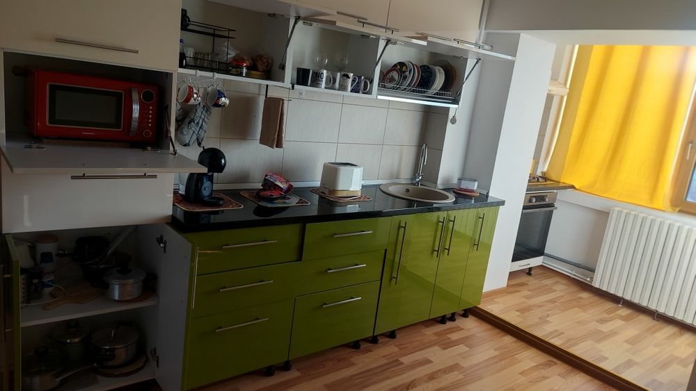 Închiriez apartament 3 camere Promenada Mall Craiova