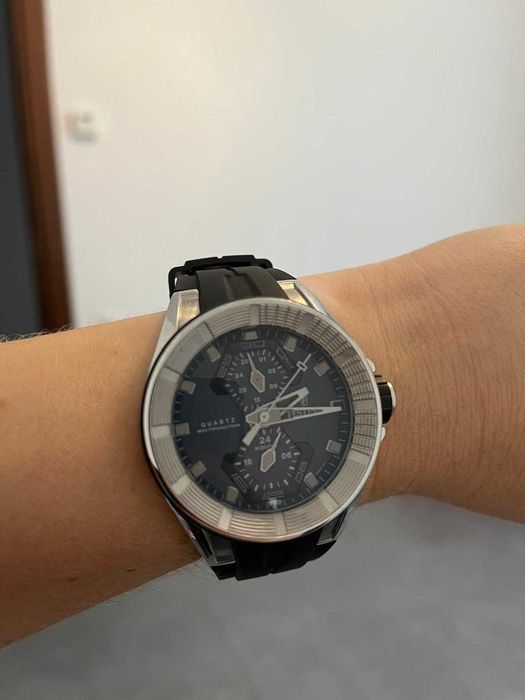 Ceas sport Festina F16611 – nou, nefolosit – 400 lei